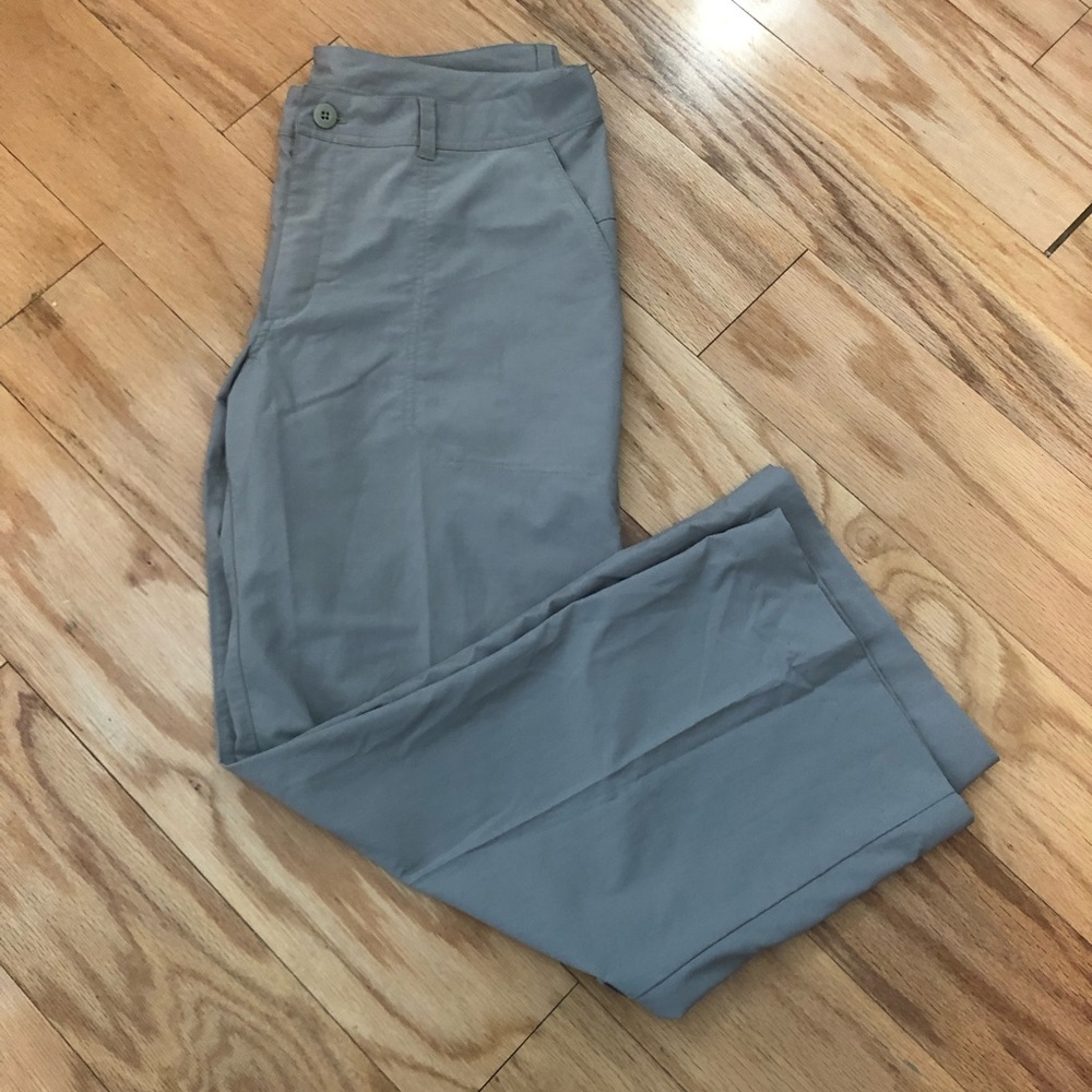 Patagonia womens gorpcore roll up khaki colored hiking pants